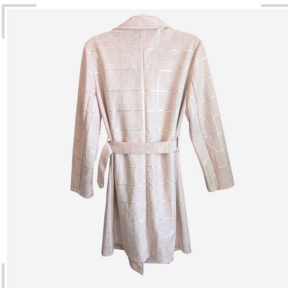 Alice Blue Taupe Garment - Picture 4 of 12